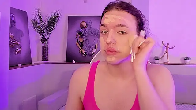 Snapshot of Madison_dolly chatting on February 2026 02:08:01 AM Madison dolly online show from February 2026 02:08:01 AM