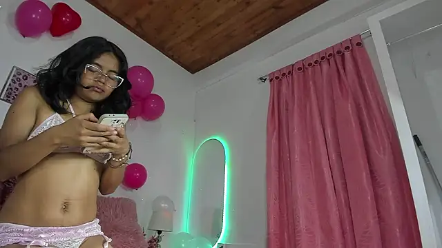 Snapshot of luna_velveth chatting on February 2026 01:22:02 AM luna velveth online show from February 2026 01:22:02 AM