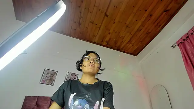 Snapshot of luna_velveth chatting on February 2026 01:39:02 AM luna velveth online show from February 2026 01:39:02 AM