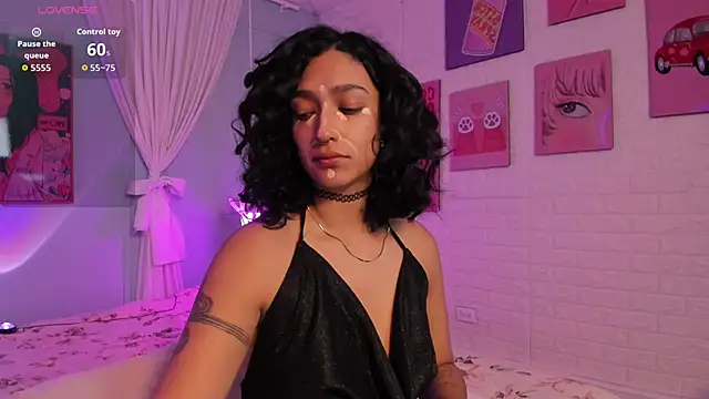 Cleo Foxx online show from April 2026 11:49:01 AM