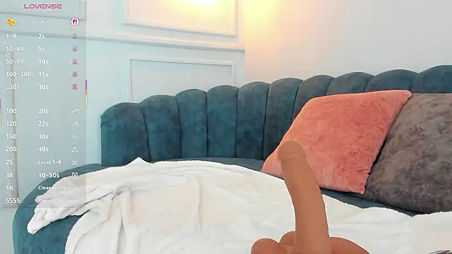 Snapshot of Lia_Velez_ chatting on February 2026 06:40:02 AM Lia Velez online show from February 2026 06:40:02 AM