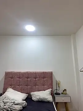 Snapshot of Annie_bonnie_ chatting on February 2026 11:32:01 AM Annie bonnie online show from February 2026 11:32:01 AM