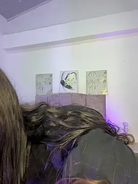 Annie bonnie  online show from March 2026 11:43:02 AM