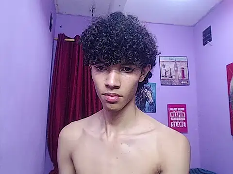 Snapshot of bigcock_twinks chatting on February 2026 05:27:01 AM bigcock twinks online show from February 2026 05:27:01 AM