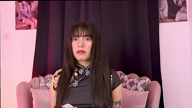 dakotacollins  online show from April 2026 03:22:01 AM