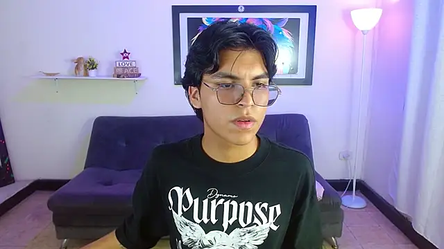 Maecum18 online show from February 2026 09:03:02 PM