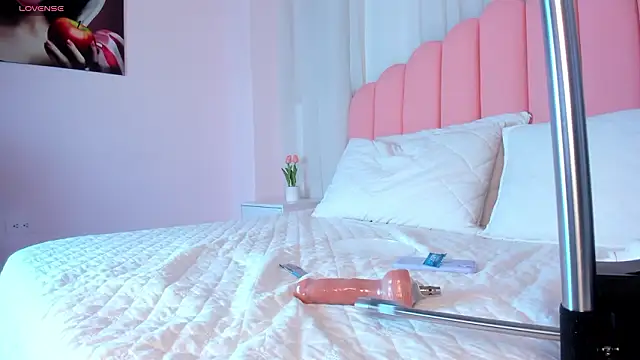 Snapshot of Naty_Rose23 chatting on February 2026 07:07:02 AM Naty Rose23 online show from February 2026 07:07:02 AM