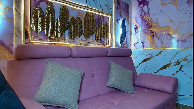 Valeriabigass online show from February 2026 07:18:01 PM