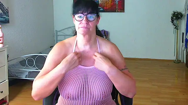 Sylly online show from April 2026 06:55:01 AM