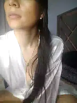 EvaMiranda online show from April 2026 02:45:02 AM