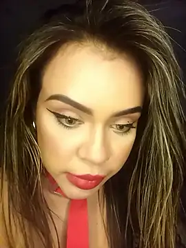 Snapshot of moannapozzy chatting on February 2026 07:51:01 AM moannapozzy online show from February 2026 07:51:01 AM