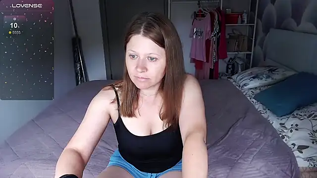 Aleksasamuii online show from July 2026 09:01:02 AM