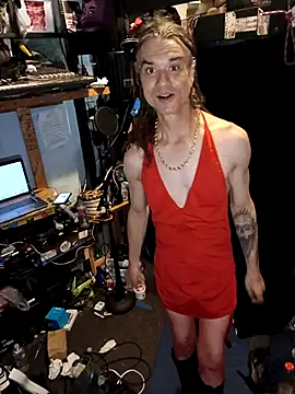 AllucyLu online show from February 2026 12:51:02 AM