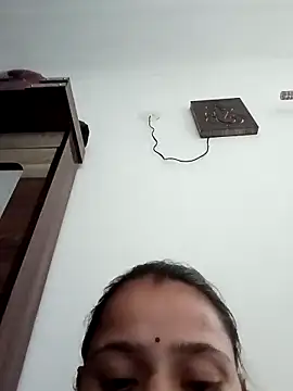 Snapshot of khushi_rawat chatting on February 2026 06:03:01 AM khushi rawat online show from February 2026 06:03:01 AM