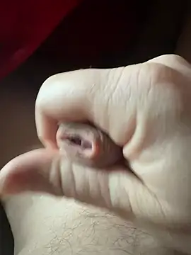 Snapshot of petitsexe52 chatting on February 2026 07:45:02 AM petitsexe52 online show from February 2026 07:45:02 AM