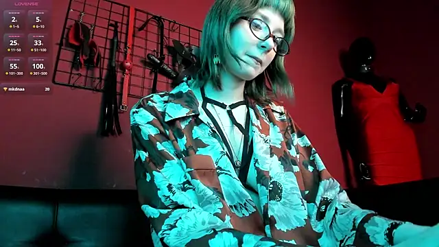 Snapshot of Scarle_Whisper chatting on February 2026 01:39:02 AM Scarle Whisper online show from February 2026 01:39:02 AM