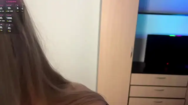 Velmiora online show from March 2026 04:11:01 PM