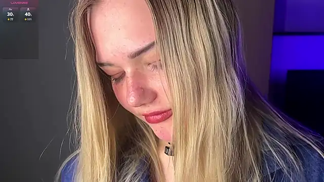 Velmiora online show from April 2026 05:23:01 PM