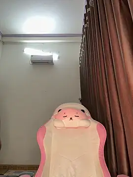 Snapshot of wang1472581 chatting on February 2026 09:23:02 AM wang1472581 online show from February 2026 09:23:02 AM