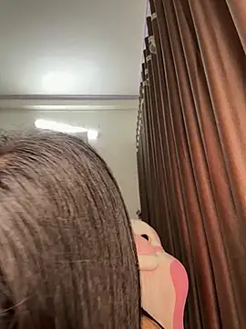 Snapshot of wang1472581 chatting on February 2026 08:20:01 AM wang1472581 online show from February 2026 08:20:01 AM