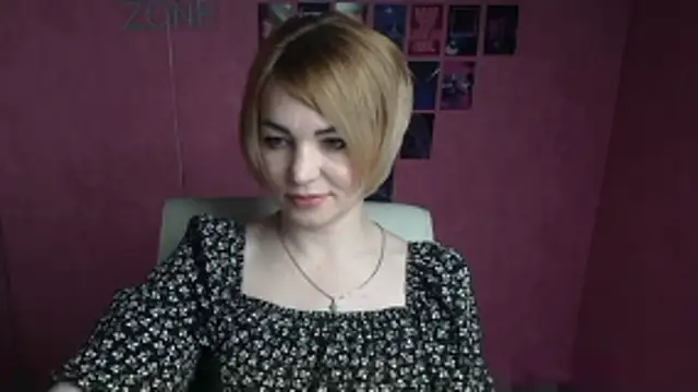 Snapshot of CuttieEmma chatting on April 2026 05:49:02 AM CuttieEmma online show from April 2026 05:49:02 AM