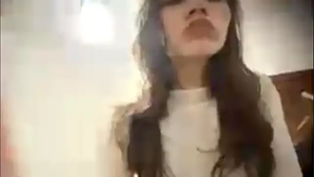 Snapshot of EdythRozier chatting on February 2026 05:22:02 PM EdythRozier online show from February 2026 05:22:02 PM