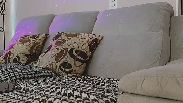 verodeli online show from December 2024 08:44:01 PM