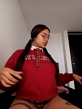 Snapshot of _ValentinaX_ chatting on February 2026 11:51:01 AM ValentinaX online show from February 2026 11:51:01 AM