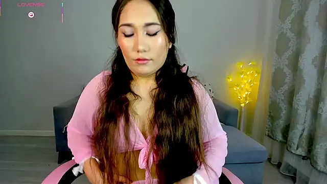 Snapshot of mayameilin chatting on February 2026 01:34:01 PM mayameilin online show from February 2026 01:34:01 PM