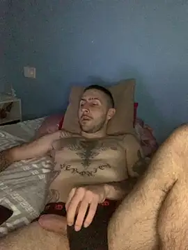 robeertiito online show from April 2026 03:04:02 PM