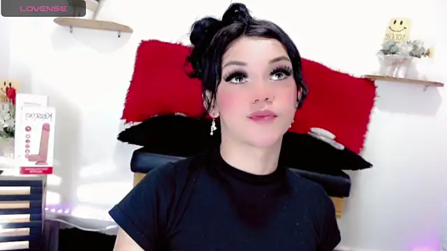 NathalialLooes online show from March 2026 01:19:01 AM