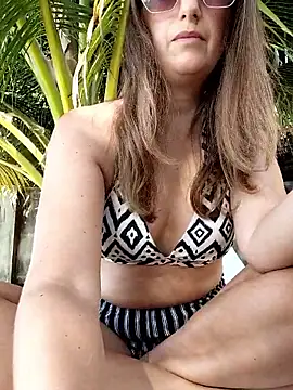 Snapshot of Alexdevil92 chatting on March 2026 02:03:01 AM Alexdevil92 online show from March 2026 02:03:01 AM