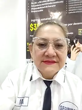 Snapshot of JULIETA_21- chatting on May 2026 12:44:02 PM JULIETA 21- online show from May 2026 12:44:02 PM