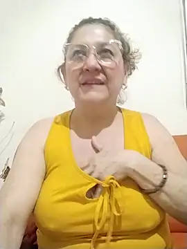 Snapshot of JULIETA_21- chatting on June 2026 01:50:02 AM JULIETA 21- online show from June 2026 01:50:02 AM
