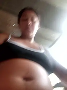 Snapshot of Eira_Allen chatting on February 2026 01:03:02 PM Eira Allen online show from February 2026 01:03:02 PM