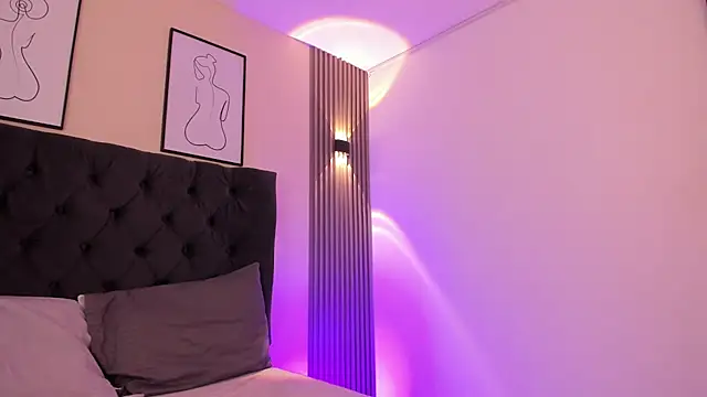 SARHA ANTONELLI online show from March 2026 12:19:01 PM