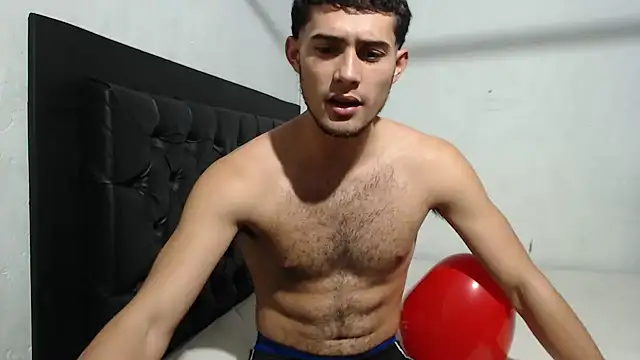 Snapshot of jhayko22 chatting on February 2026 01:57:02 AM jhayko22 online show from February 2026 01:57:02 AM