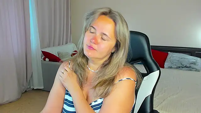 LilyBel online show from July 2026 12:57:01 AM