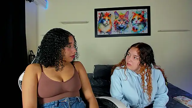 Snapshot of meredit_cris23 chatting on February 2026 03:33:01 AM meredit cris23 online show from February 2026 03:33:01 AM