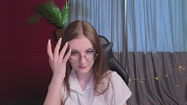 VixenLight online show from February 2026 02:31:01 AM