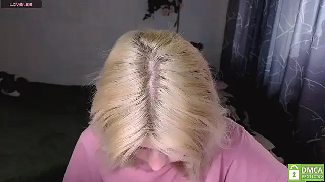 MoonlightGrace online show from April 2026 12:29:02 PM