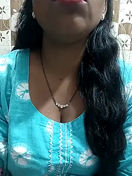 Snapshot of Parul-009 chatting on February 2026 07:29:02 AM Parul-009 online show from February 2026 07:29:02 AM