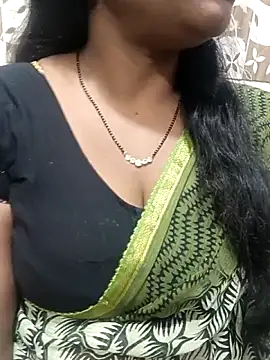 Snapshot of Parul-009 chatting on February 2026 09:52:02 AM Parul-009 online show from February 2026 09:52:02 AM