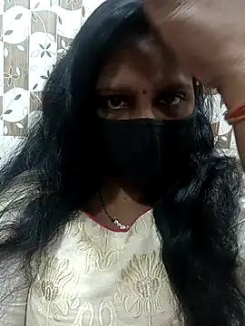 Snapshot of Parul-009 chatting on February 2026 06:40:02 AM Parul-009 online show from February 2026 06:40:02 AM