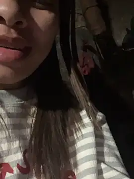 Violin xue online show from February 2026 09:49:02 AM