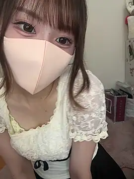 Snapshot of momo_mm chatting on July 2026 02:05:17 AM momo mm online show from July 2026 02:05:17 AM