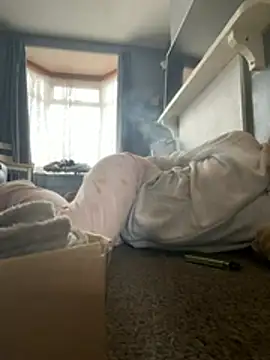 Paige love online show from April 2026 12:39:01 PM