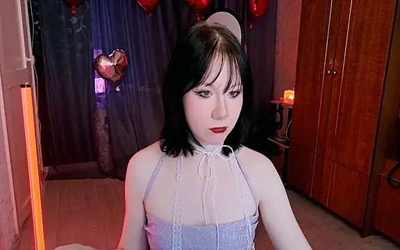 Snapshot of marty_bree chatting on February 2026 08:22:01 AM marty bree online show from February 2026 08:22:01 AM