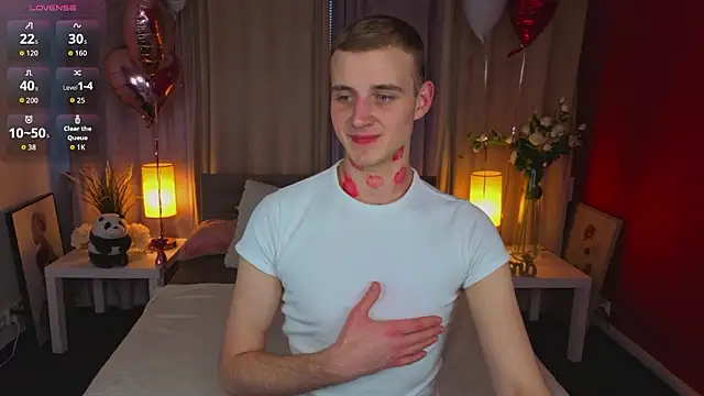 Snapshot of HereAlexColee chatting on February 2026 02:36:01 PM HereAlexColee online show from February 2026 02:36:01 PM