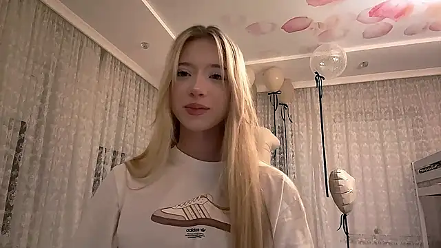 IvyArmbrister online show from February 2026 07:22:01 PM